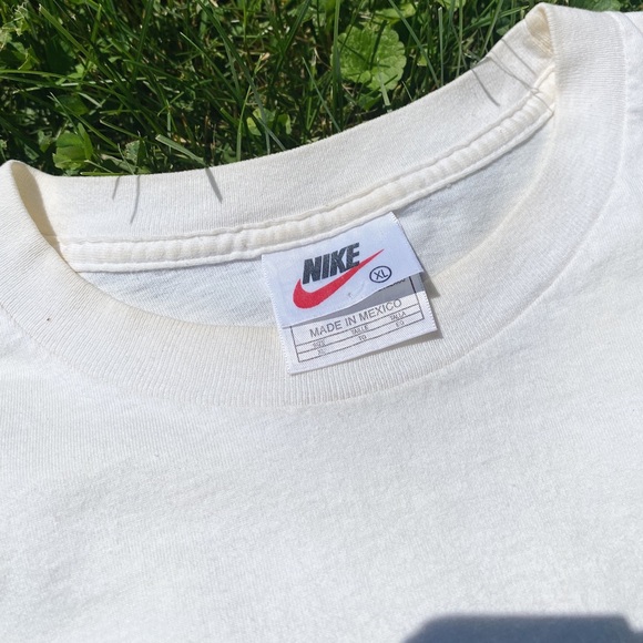 Vintage Nike Basketball Tee - Picture 3 of 4